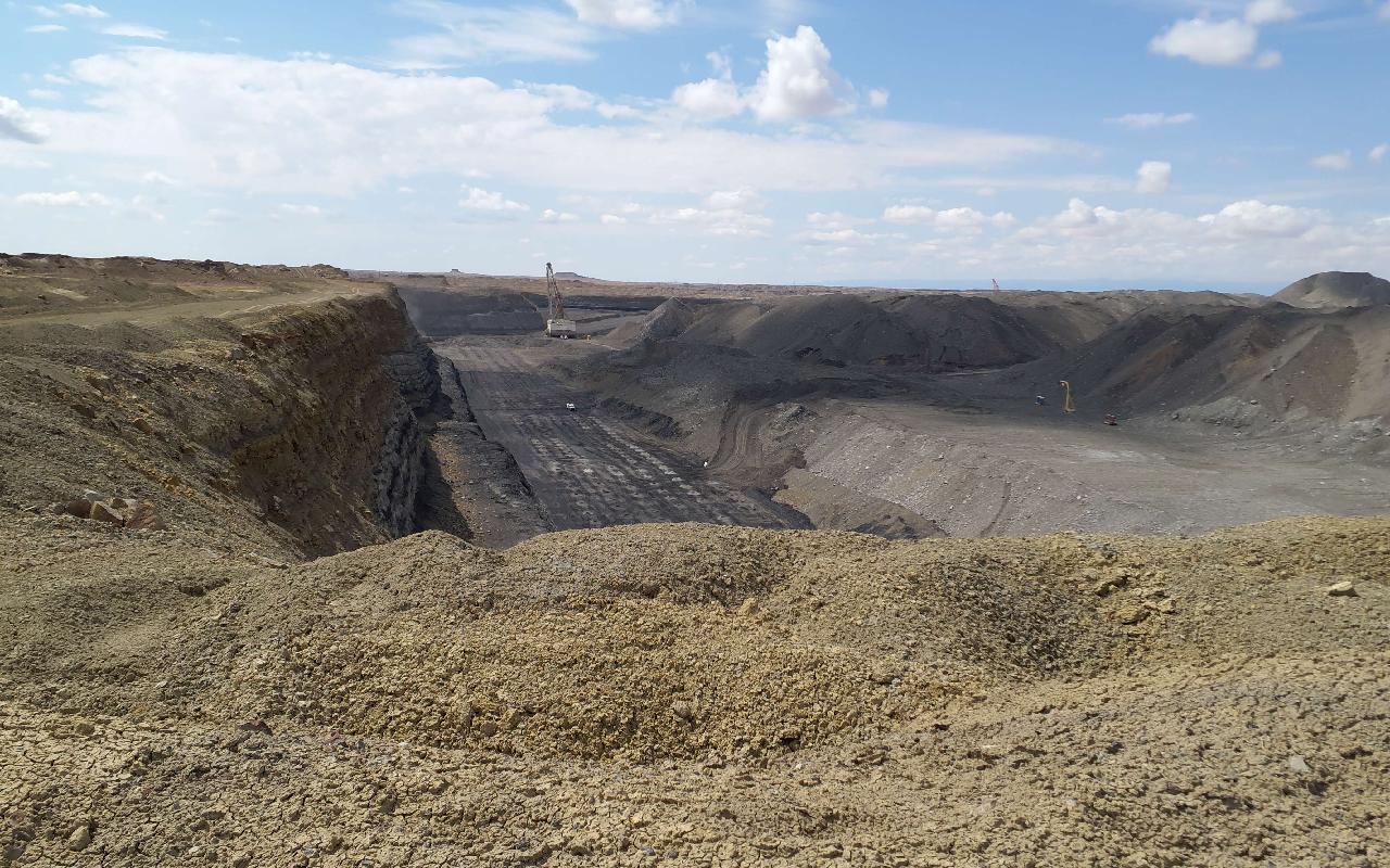 A dragline exposes coal at the Navajo Mine complex, Navajo Nation, Farmington, New Mexico.
